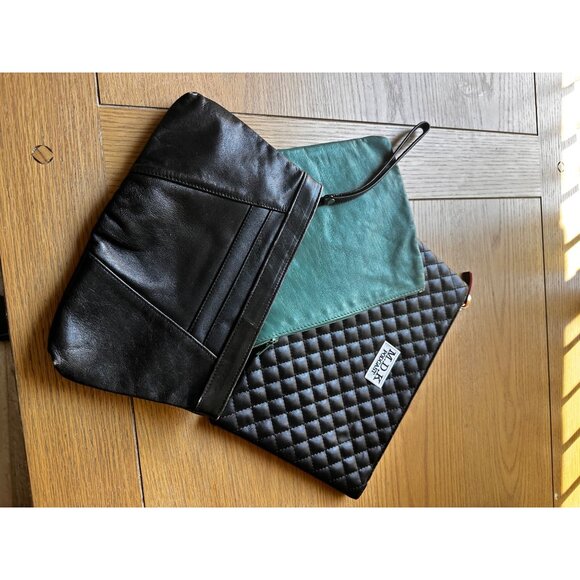 Handbags Lot of Three Faux Leather Multi Purpose Clutch Bag With Wristlet Strap - Picture 7 of 10